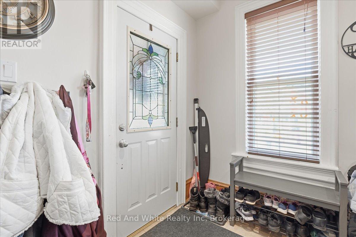 31 Bingeman Street Property Photo 33