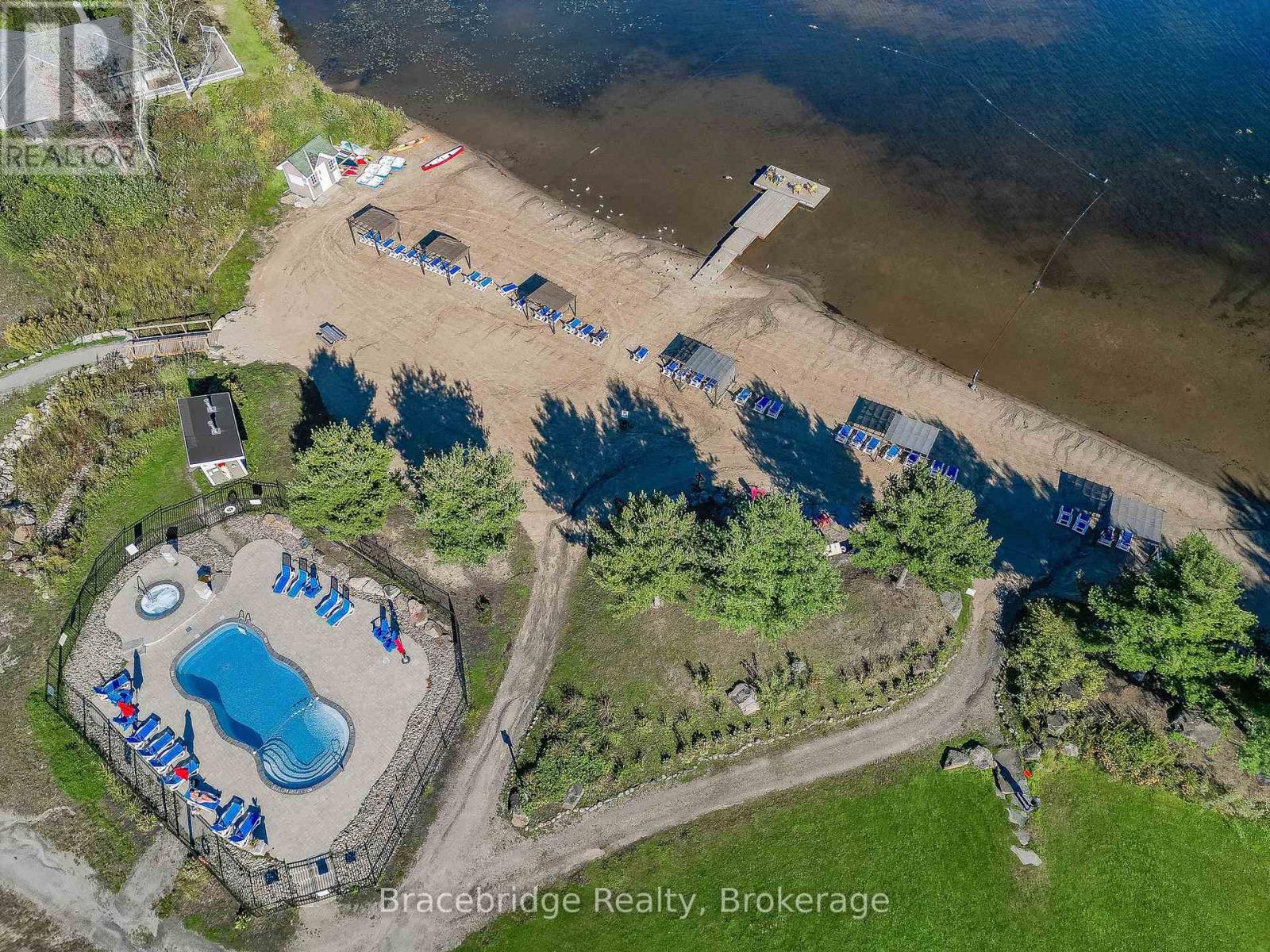 G103-d2 - 1869 Muskoka Road 118 Highway W Property Photo 13