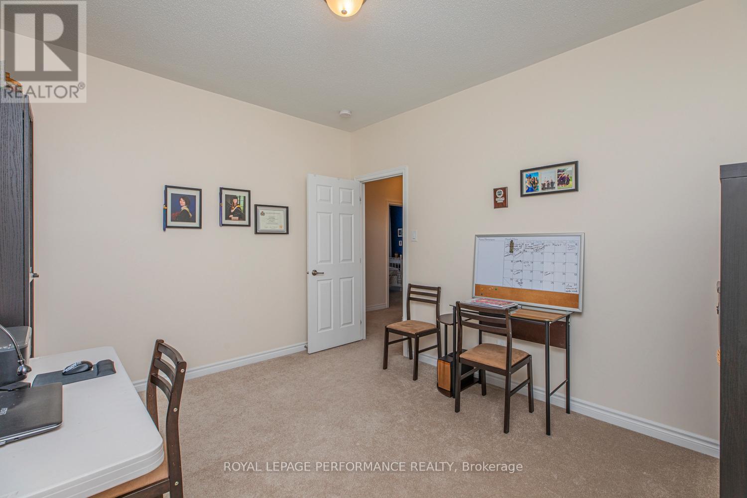 30 Summitview Drive Property Photo 25