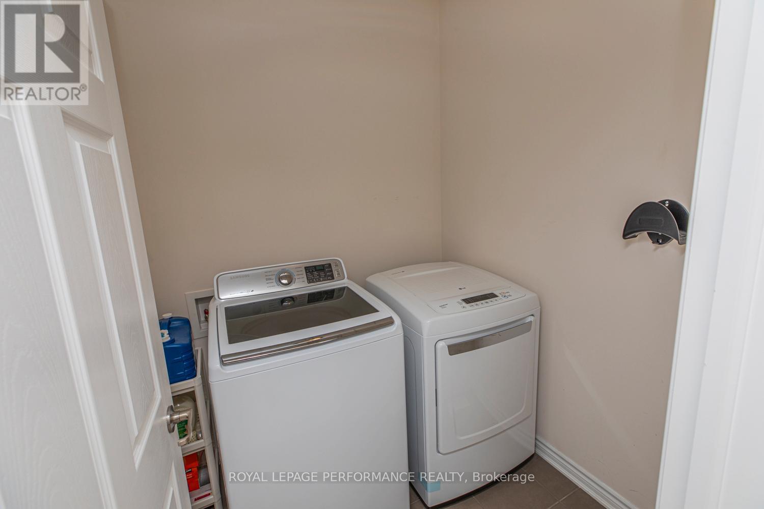30 Summitview Drive Property Photo 28