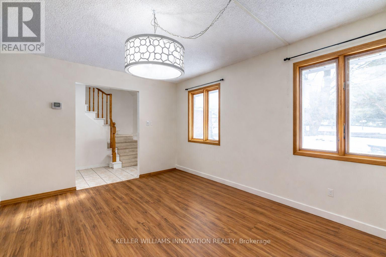 104 Henry Street Property Photo 6