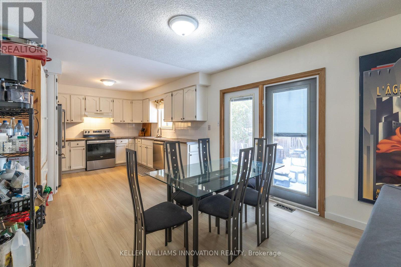 104 Henry Street Property Photo 9