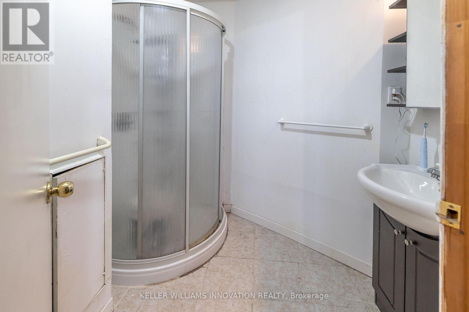 104 Henry Street Property Photo 21