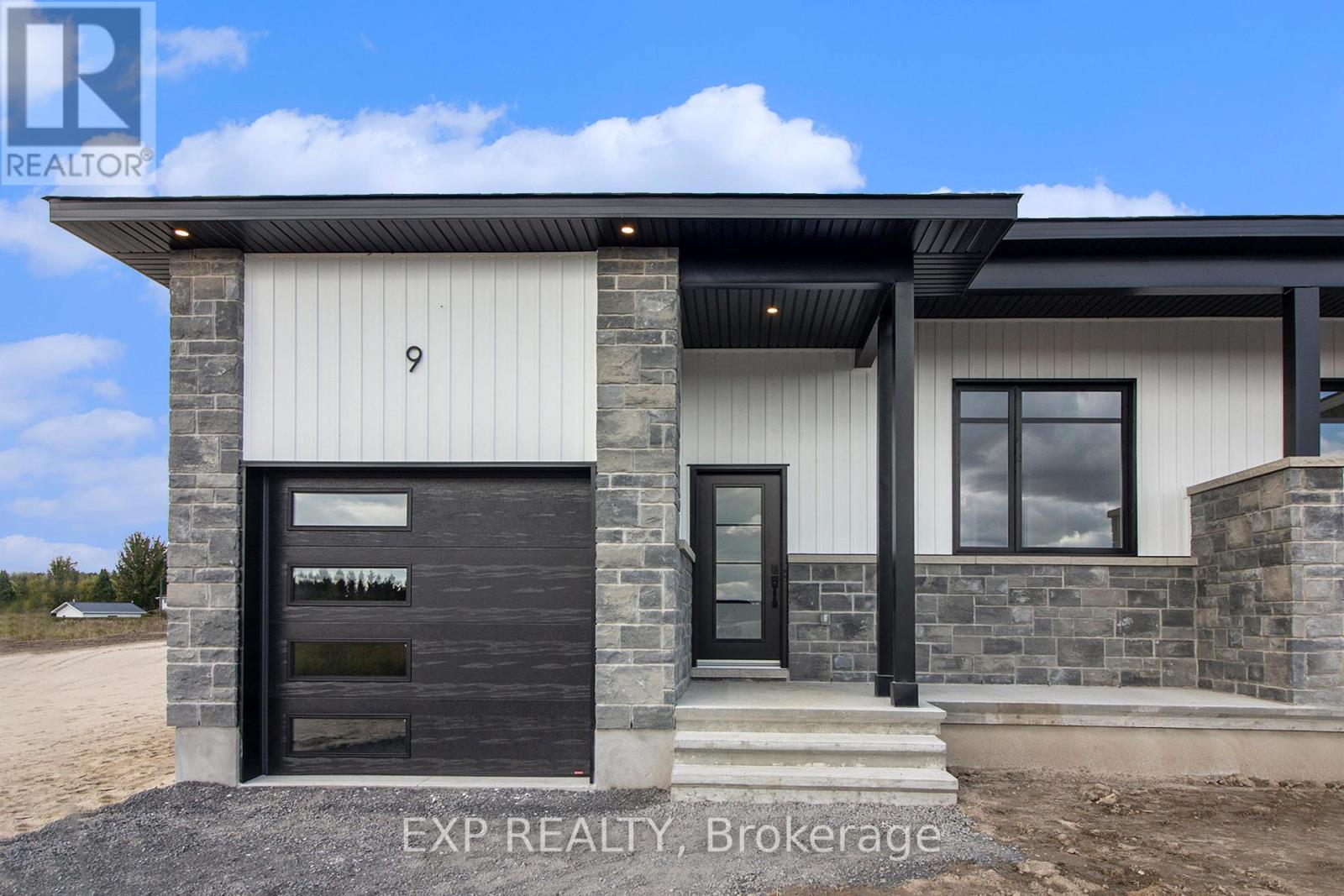 773 Lacroix Road Property Photo 3