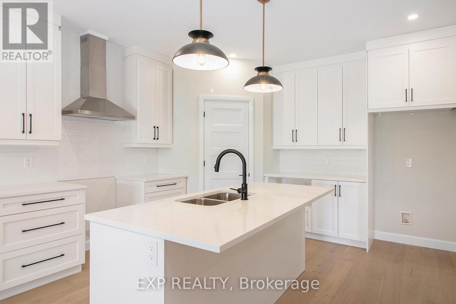 773 Lacroix Road Property Photo 10