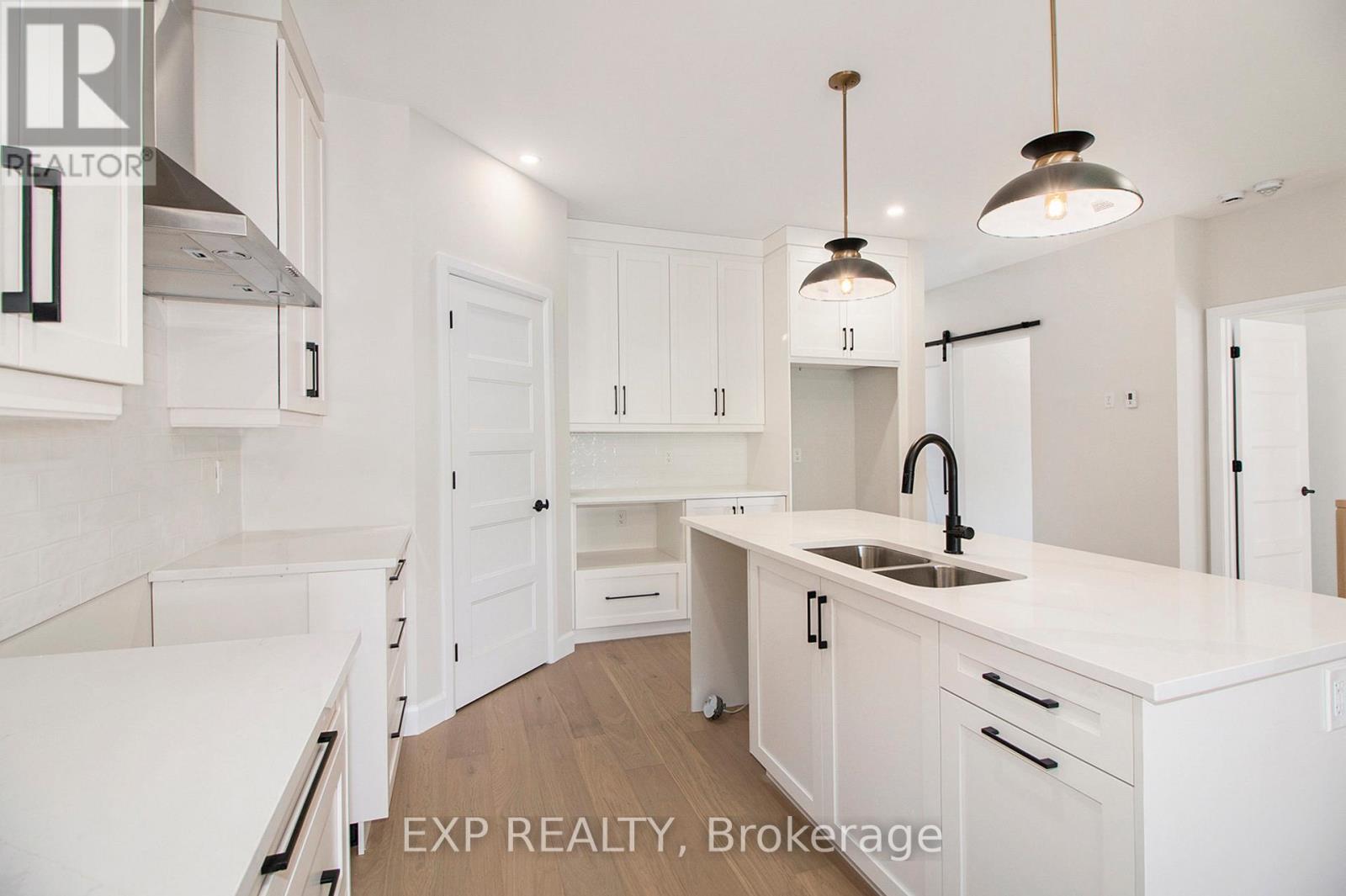 773 Lacroix Road Property Photo 11