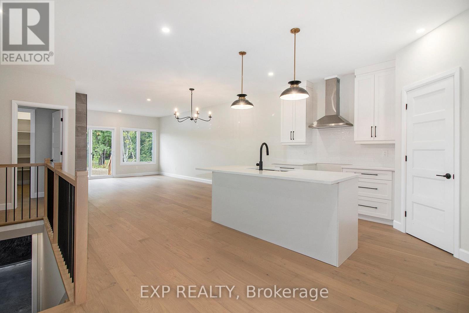 775 Lacroix Road Property Photo 7
