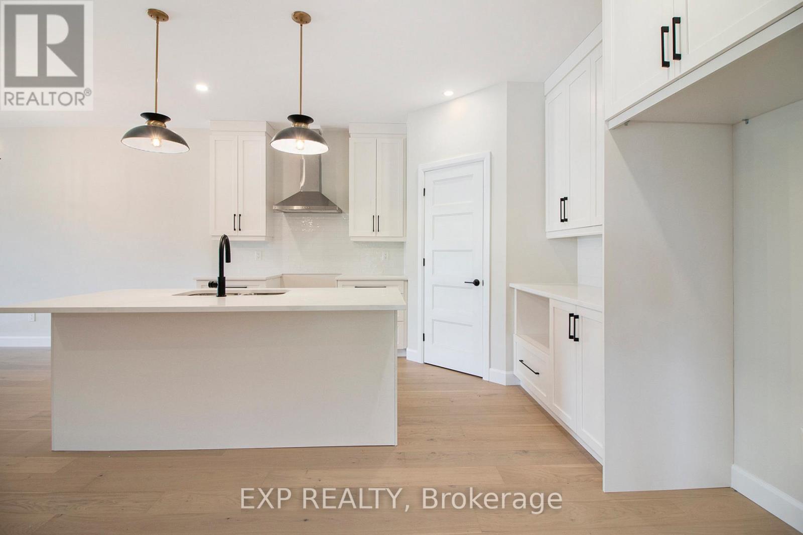775 Lacroix Road Property Photo 11