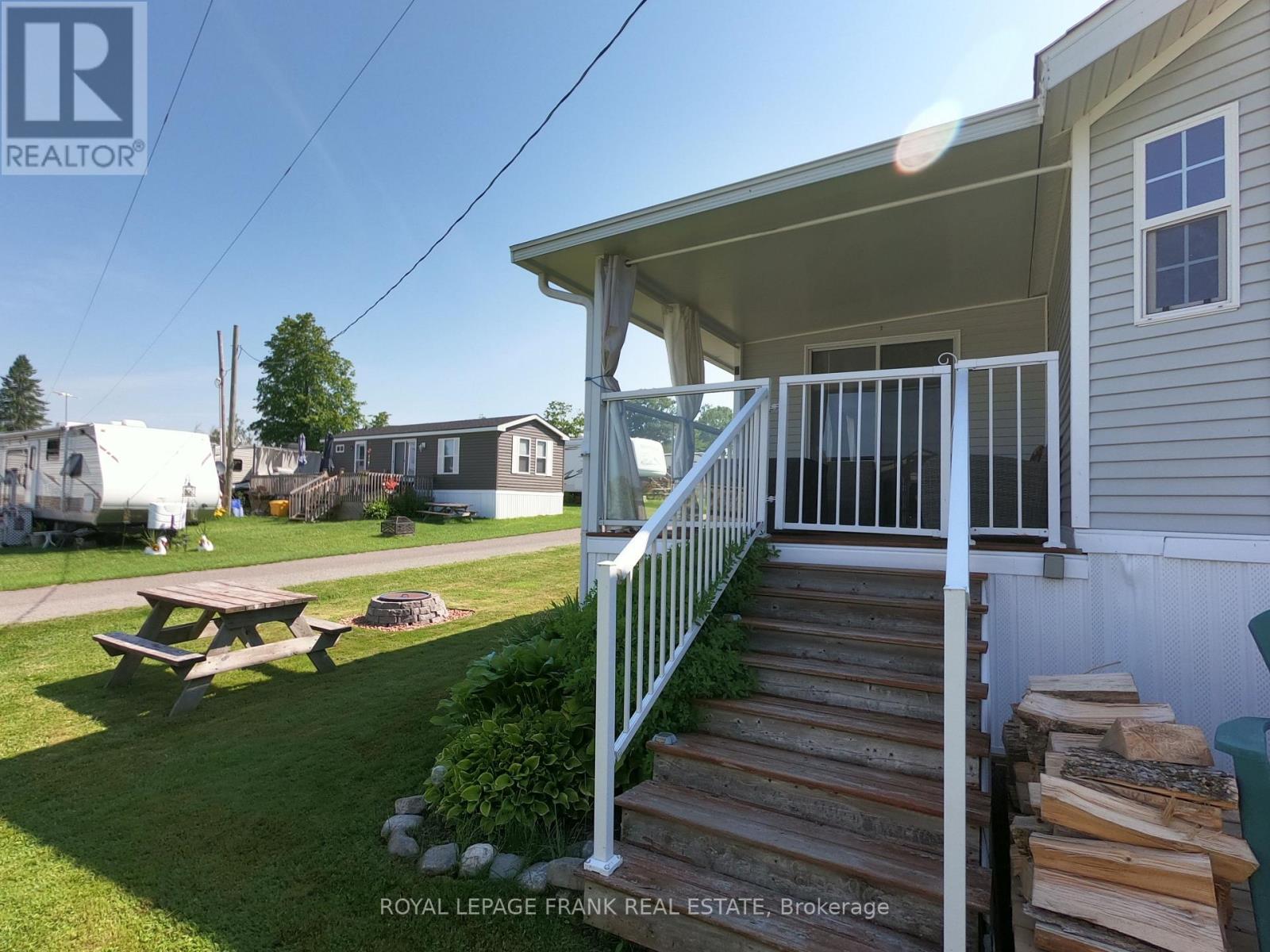 14 Pioneer Drive Property Photo 4