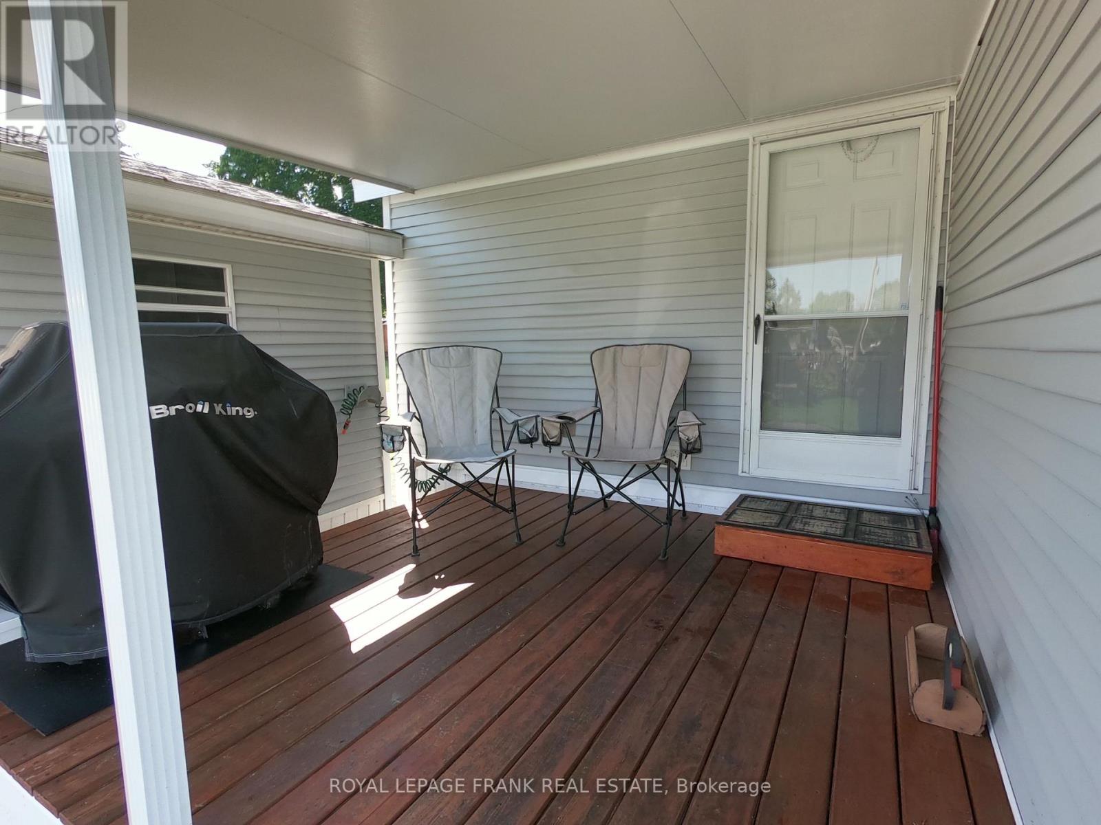14 Pioneer Drive Property Photo 6