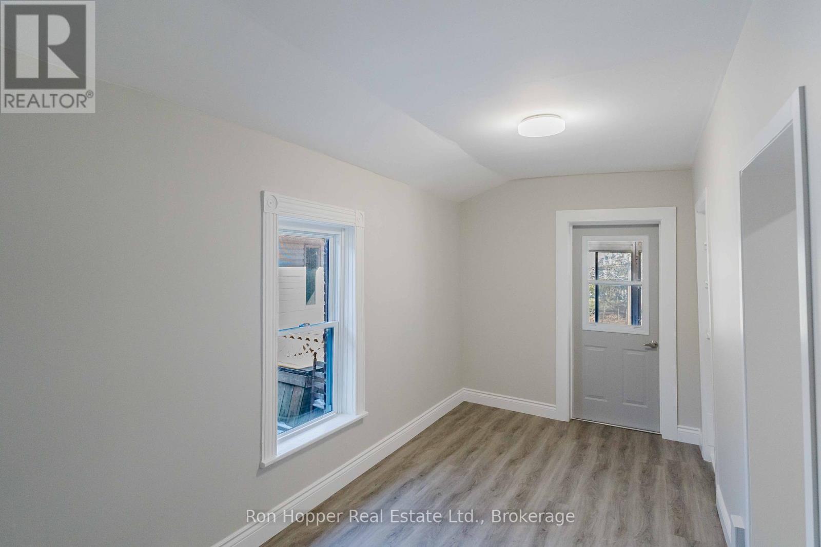 682 7th St A East Street Property Photo 14