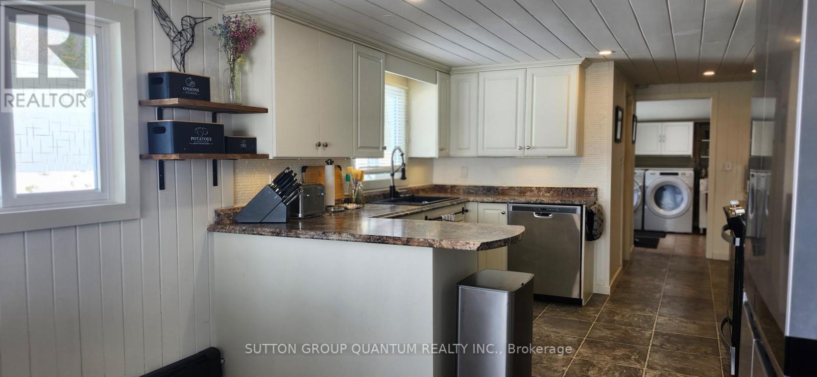 10366 Highway 17 N Property Photo 14