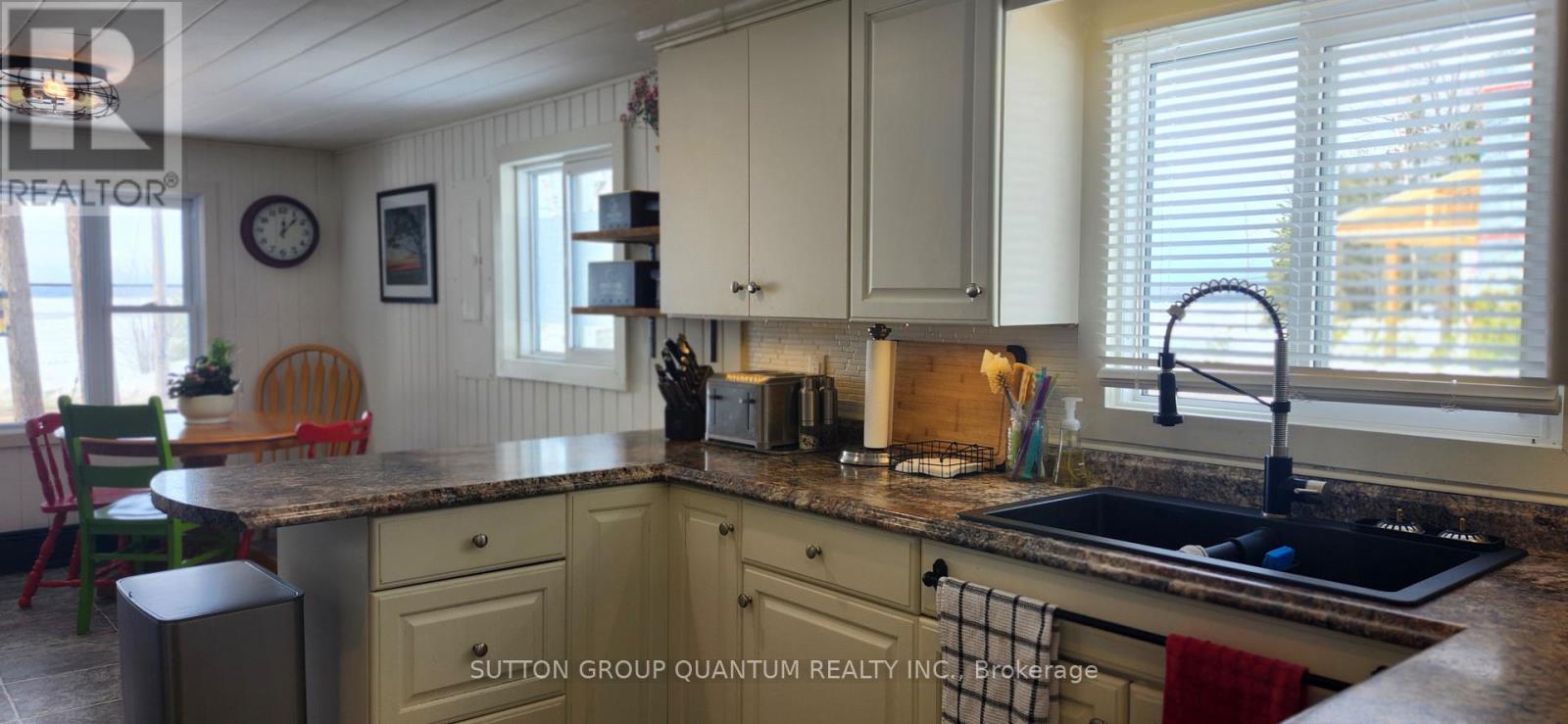 10366 Highway 17 N Property Photo 15