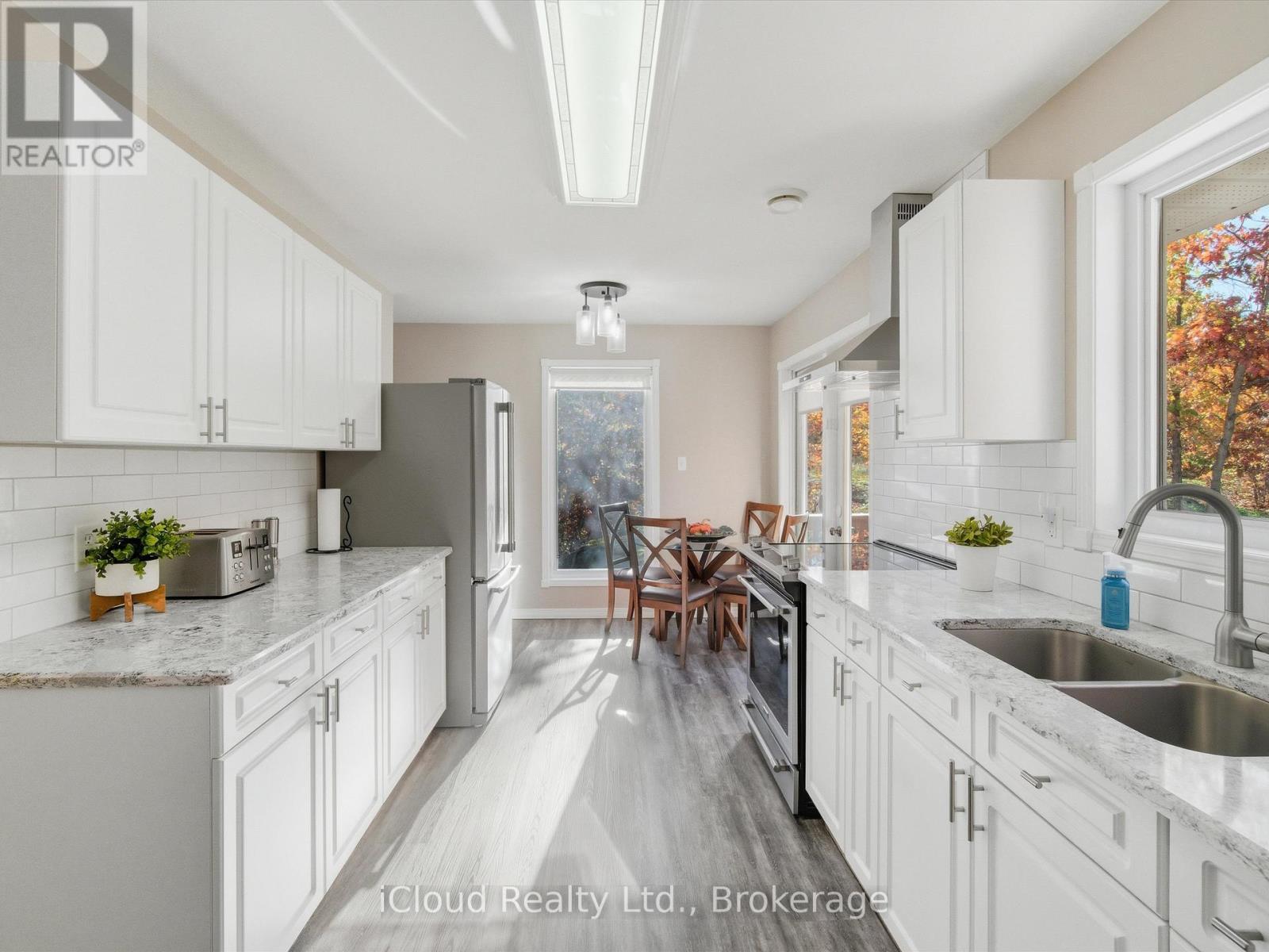 6 Springhill Road Property Photo 2