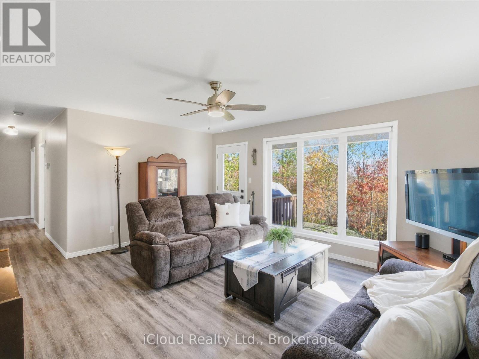 6 Springhill Road Property Photo 6
