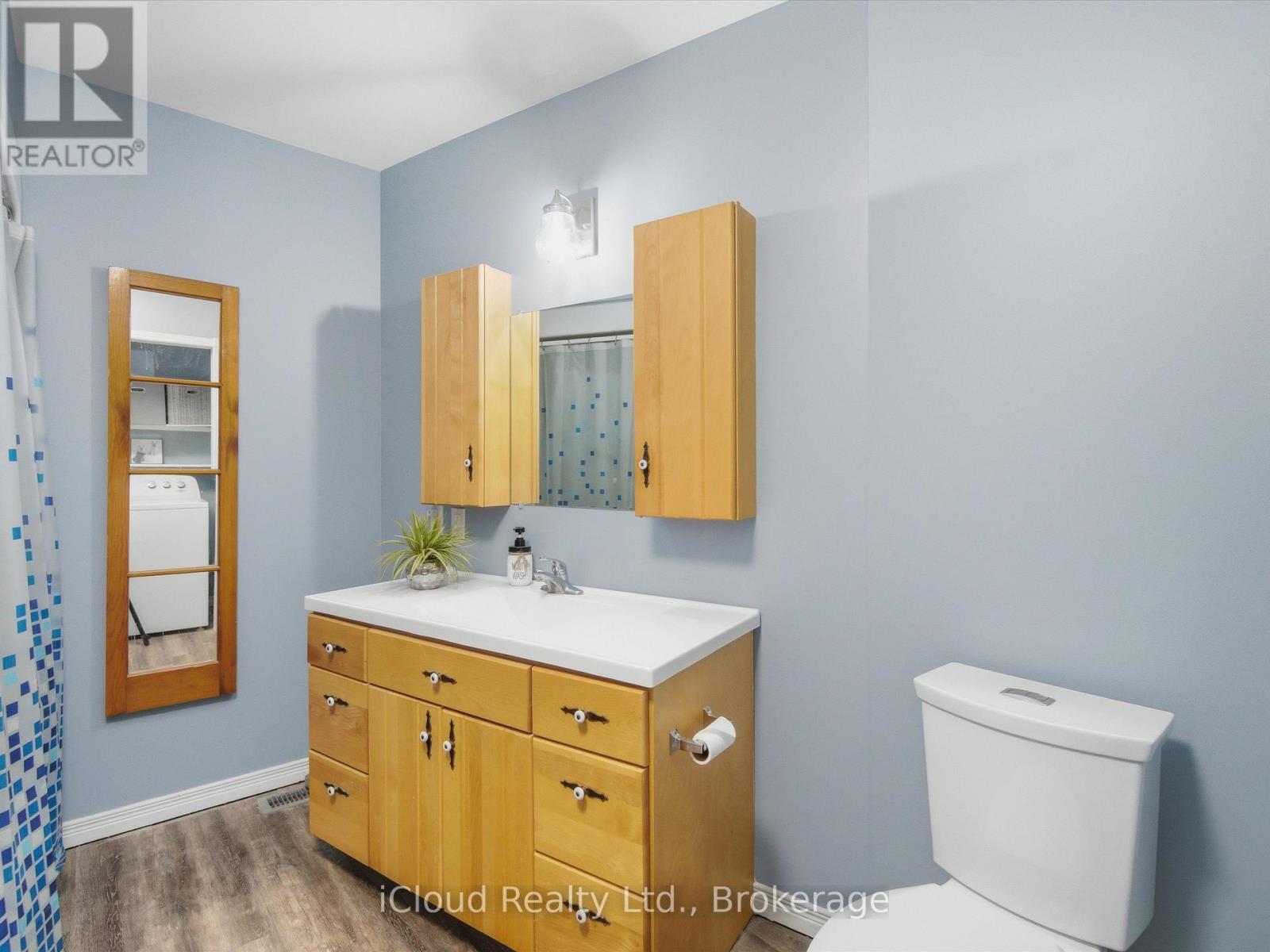 6 Springhill Road Property Photo 15