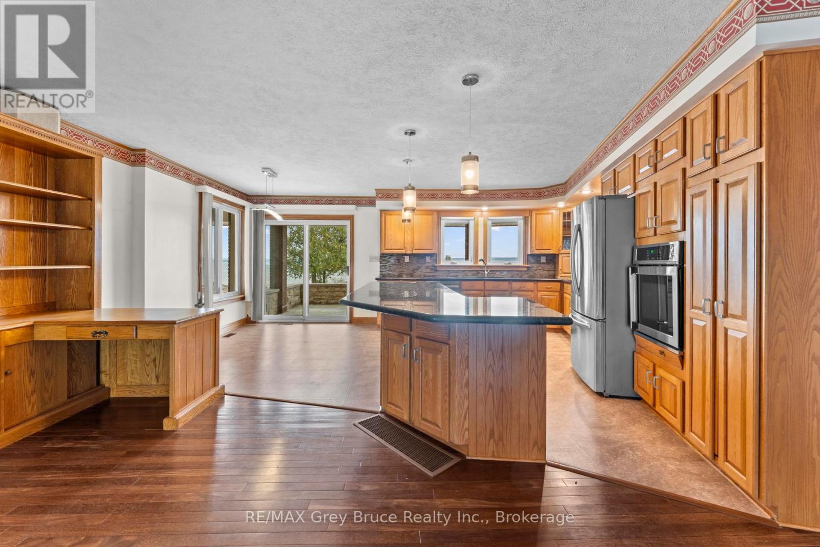 122 Cottage Lane Property Photo 18