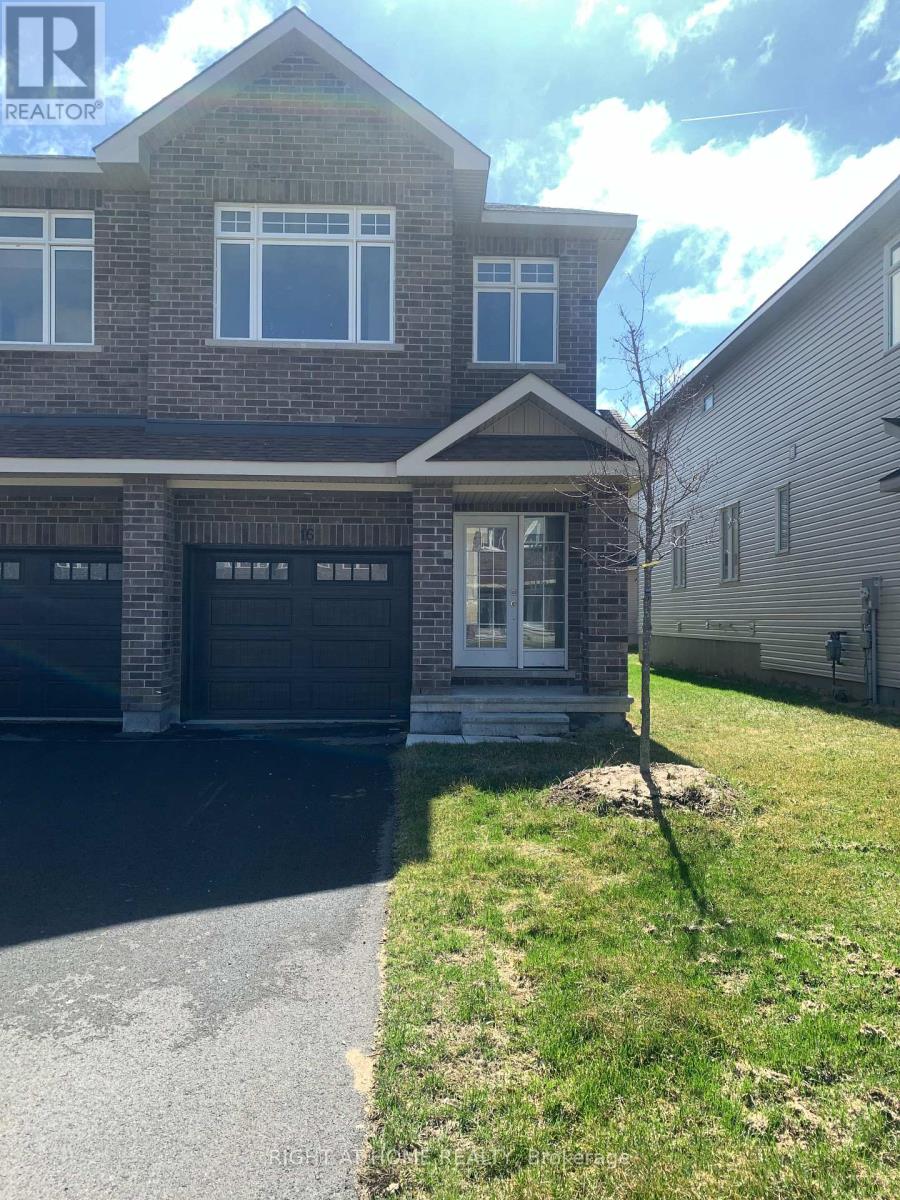 16 WYLIE WAY Property Photo 1