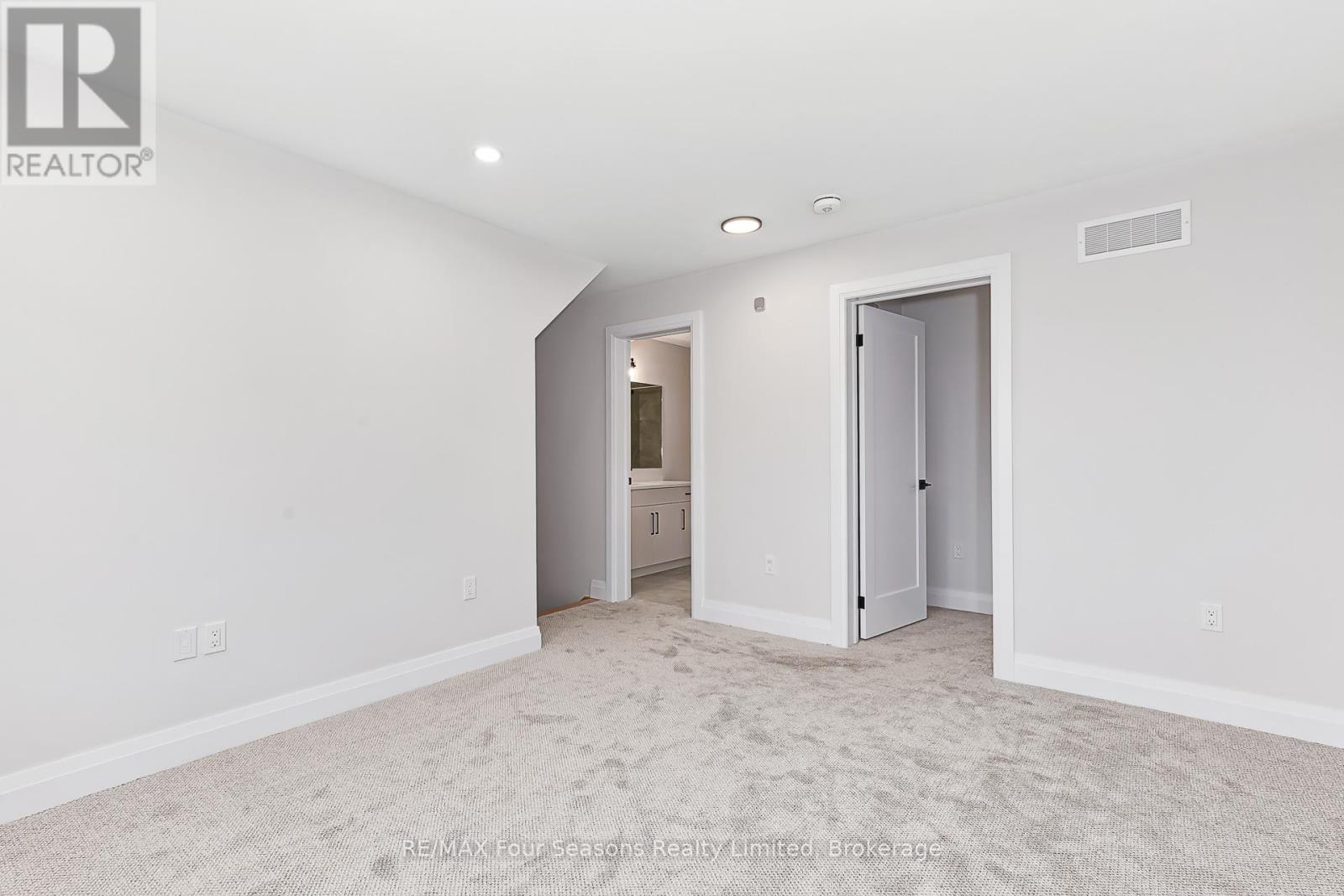 1 Boynton Court Property Photo 32