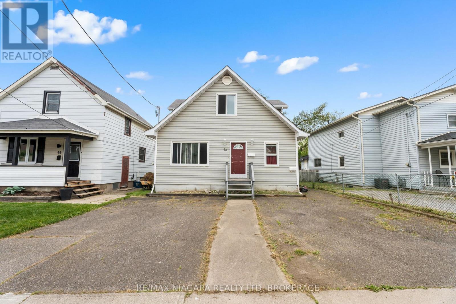 42 Vine Street Property Photo 1