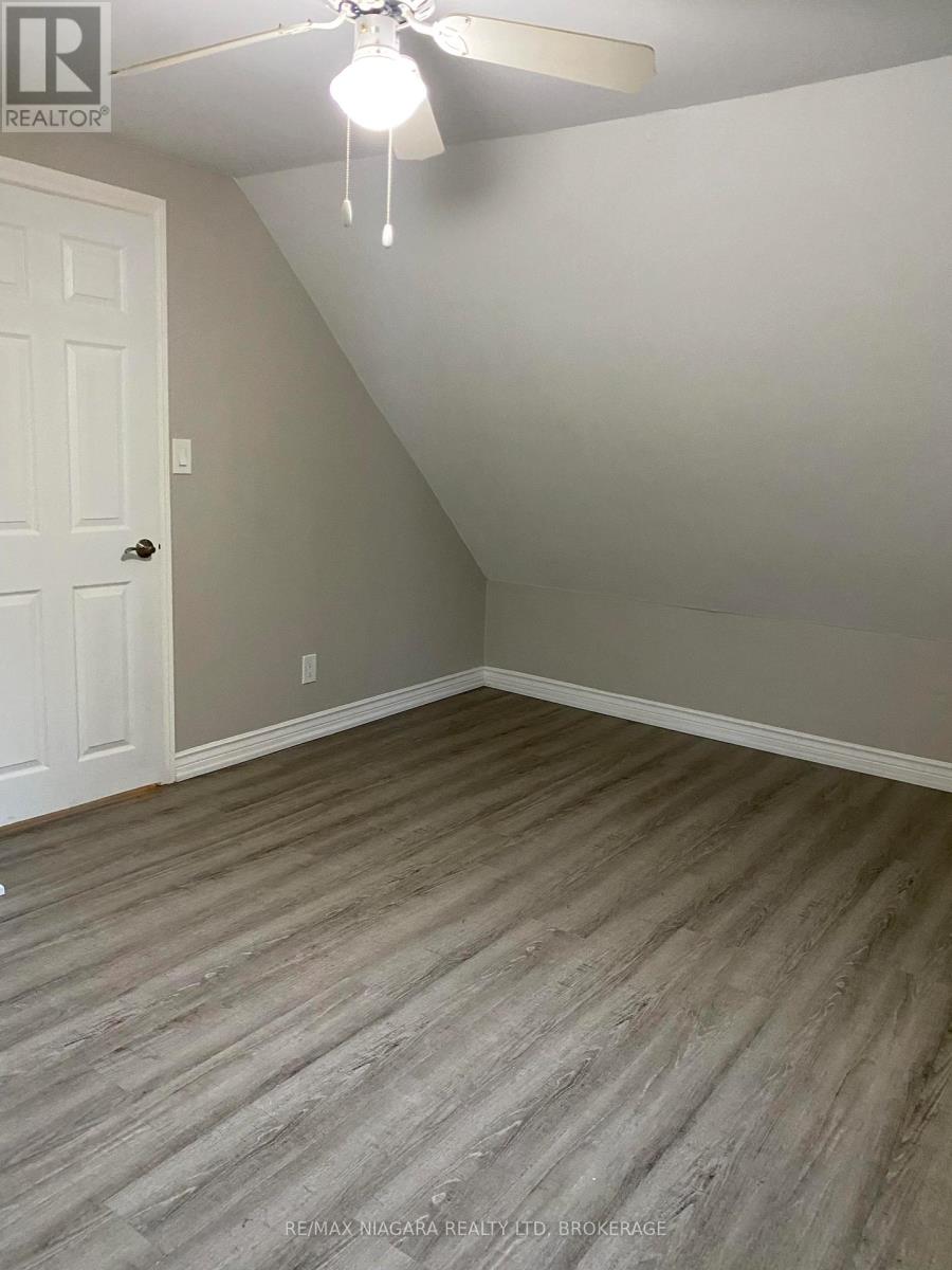 42 Vine Street Property Photo 13