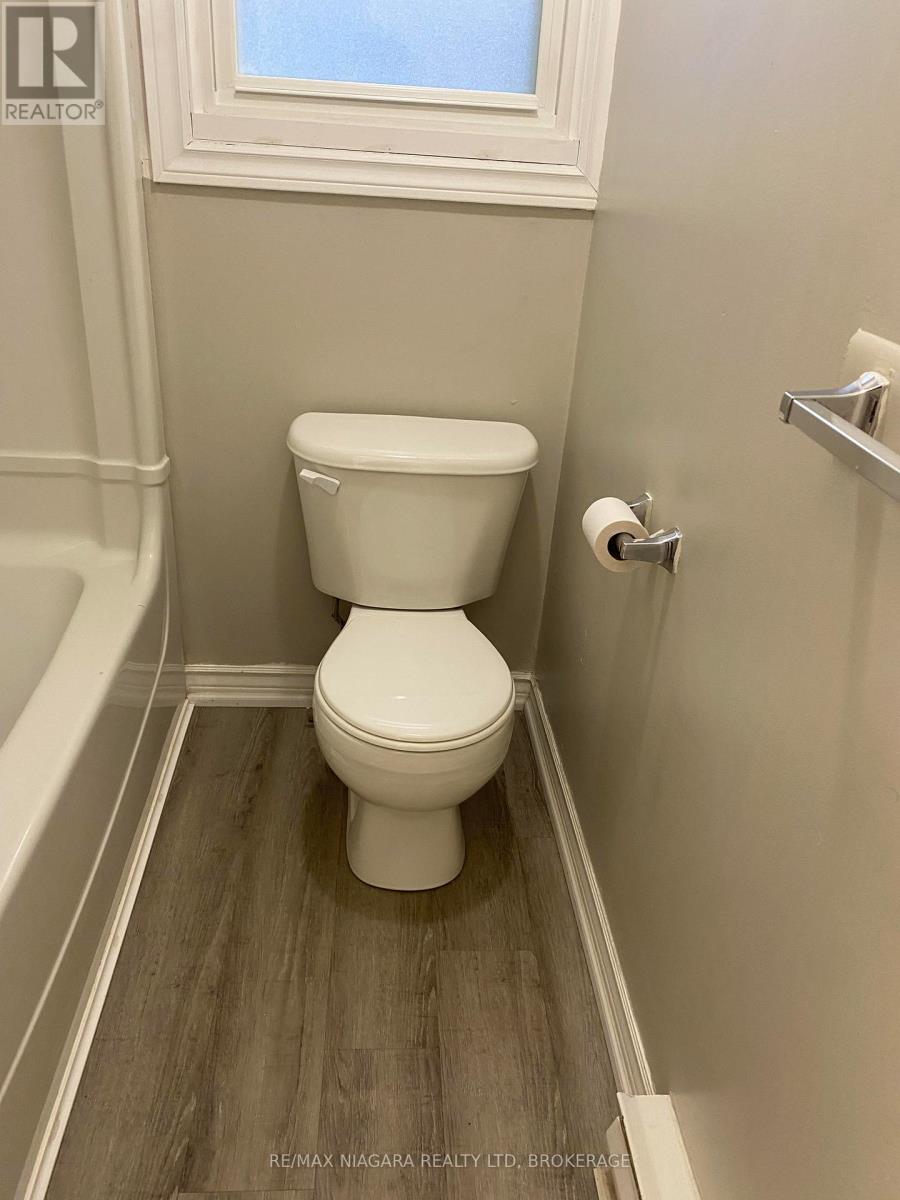 42 Vine Street Property Photo 14