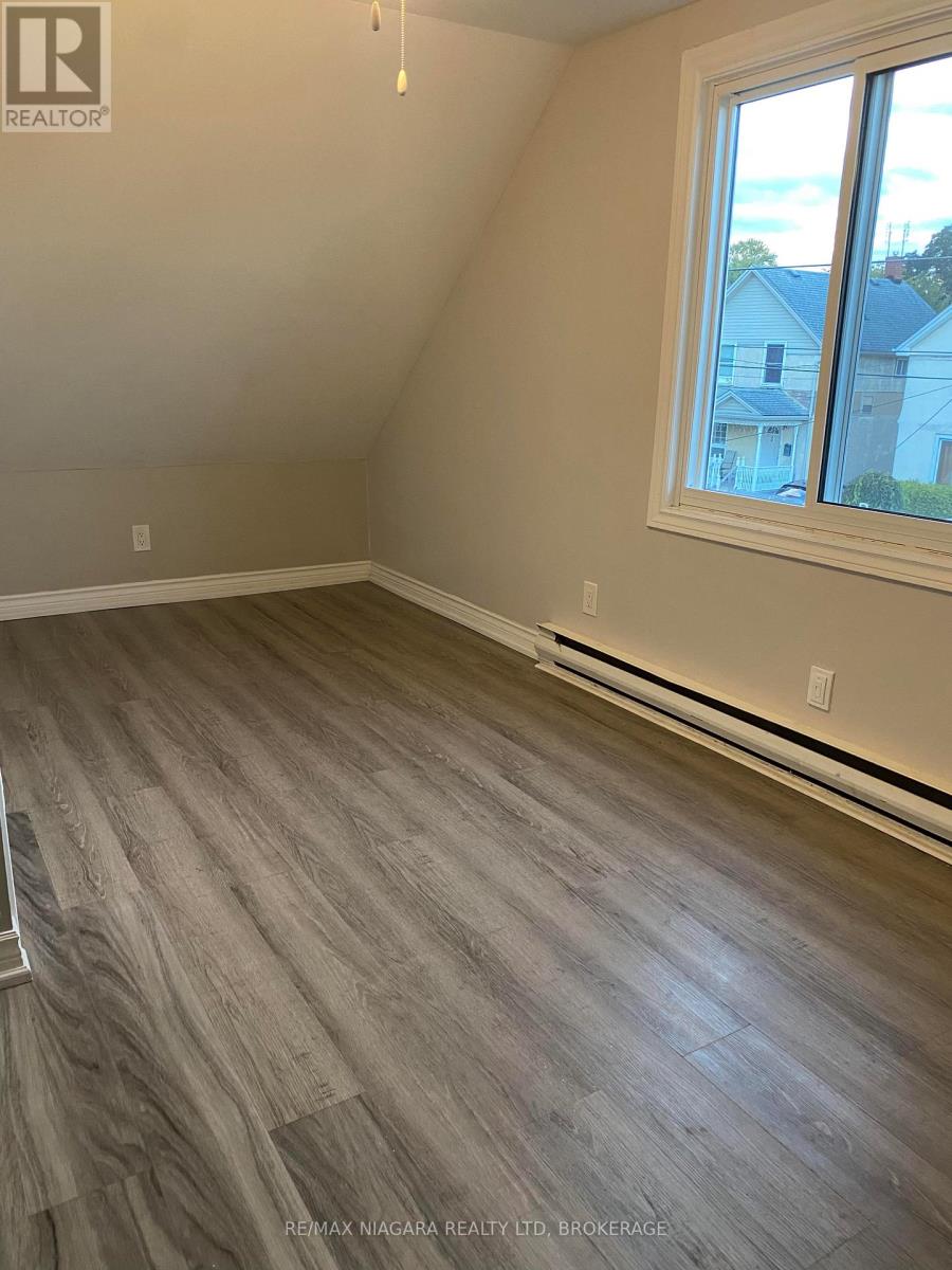 42 Vine Street Property Photo 17