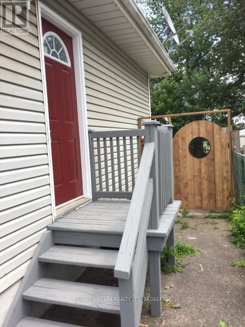42 Vine Street Property Photo 24