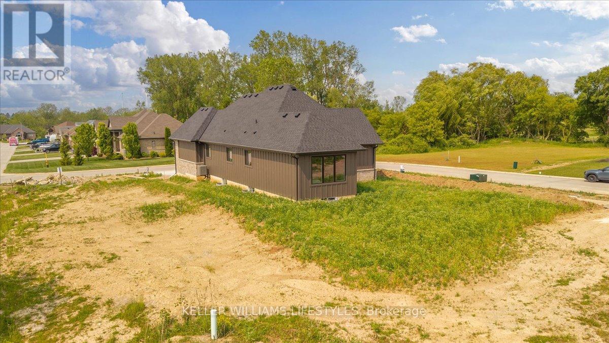 39 East Glen Drive Property Photo 41