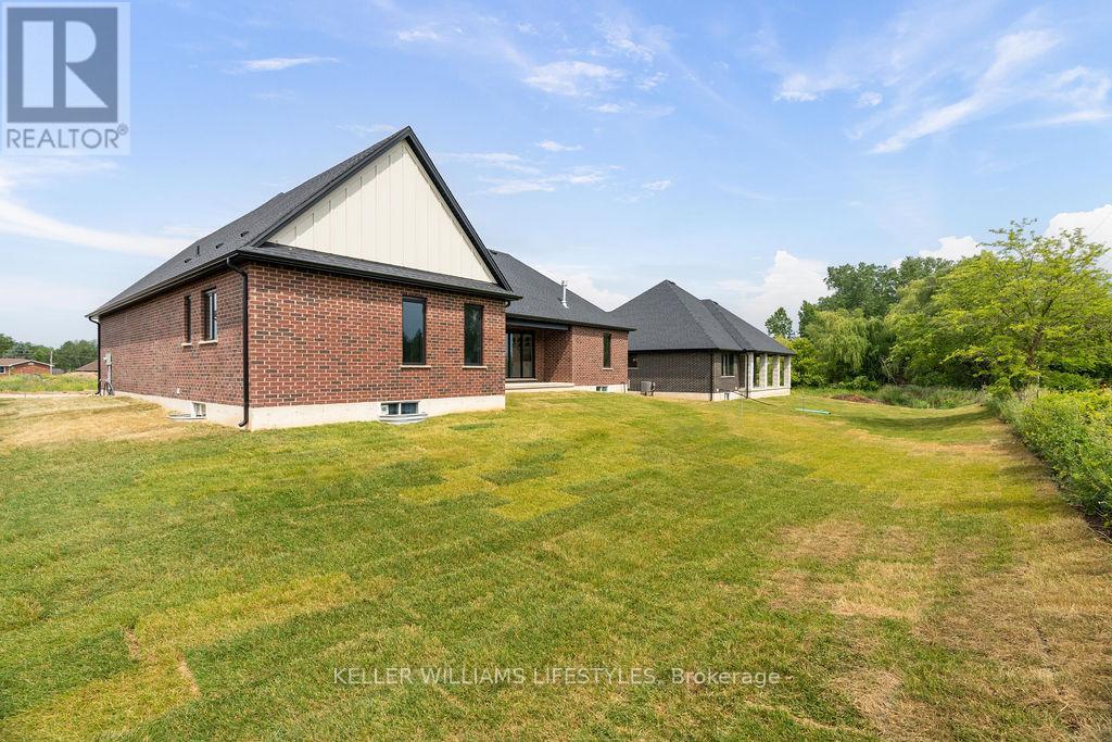 28 Alexander Gate Property Photo 36