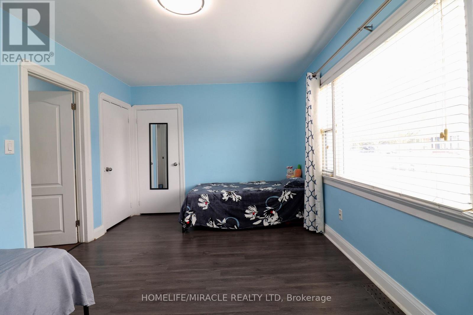 80 Roseview Avenue Property Photo 7