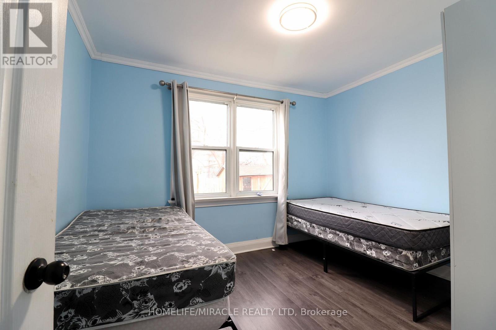 80 Roseview Avenue Property Photo 11