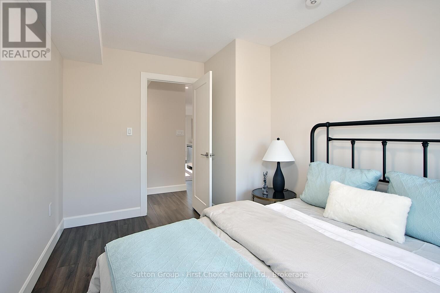 Unit 35 - 3202 Vivian Line Property Photo 20