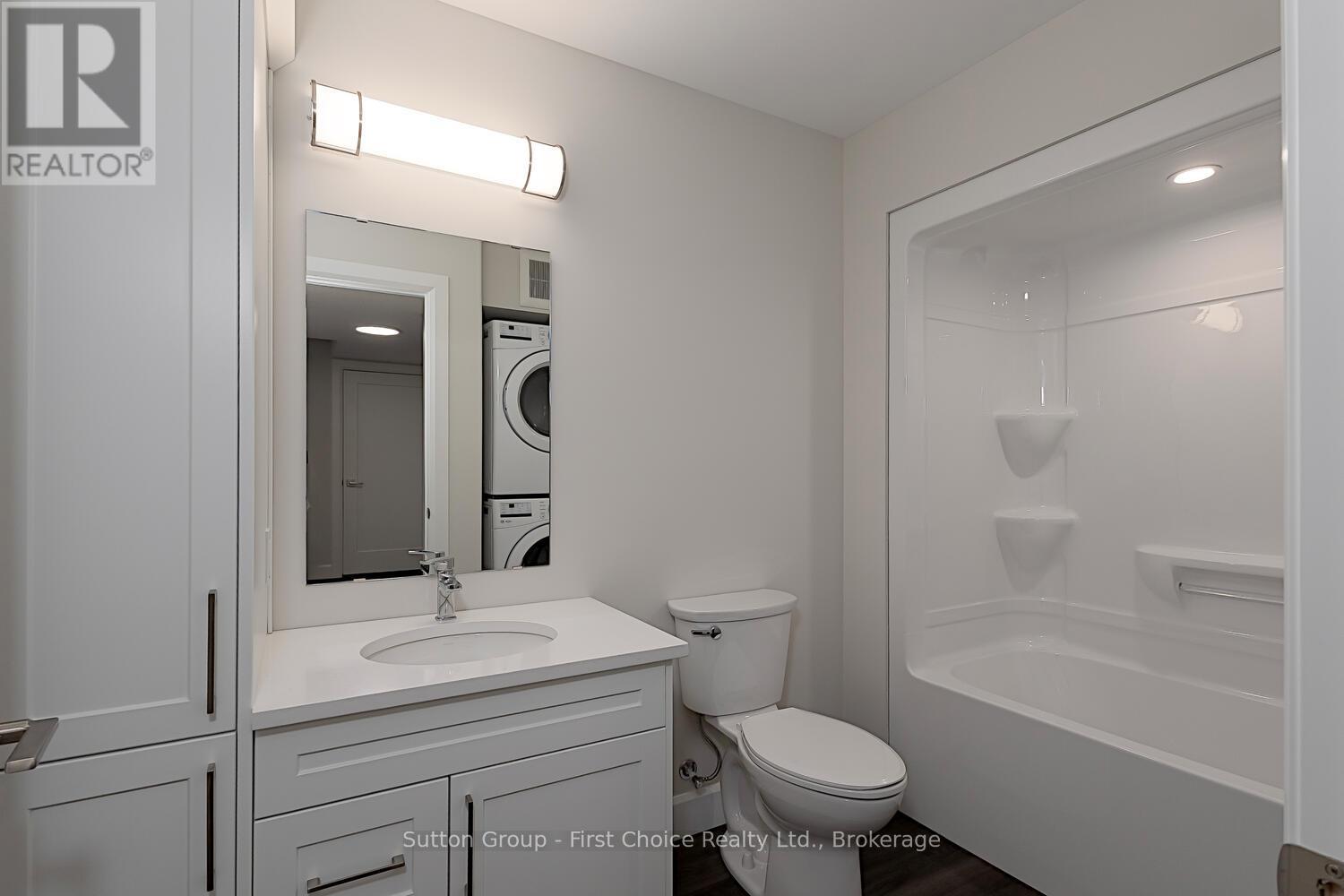 Unit 32 - 3202 Vivian Line Property Photo 12