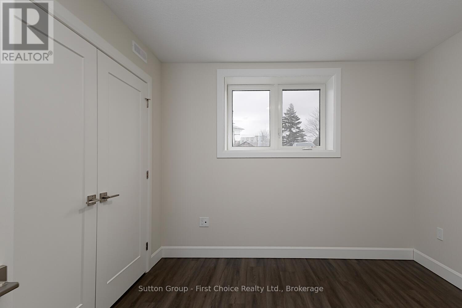 Unit 32 - 3202 Vivian Line Property Photo 13