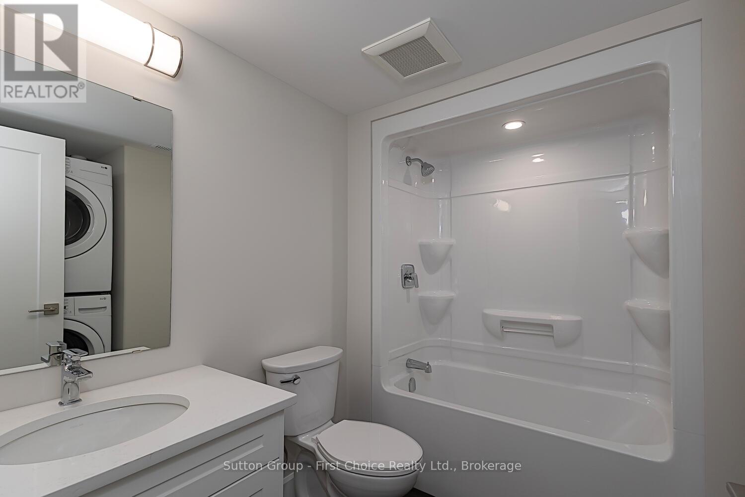 Unit 30 - 3202 Vivian Line Property Photo 18