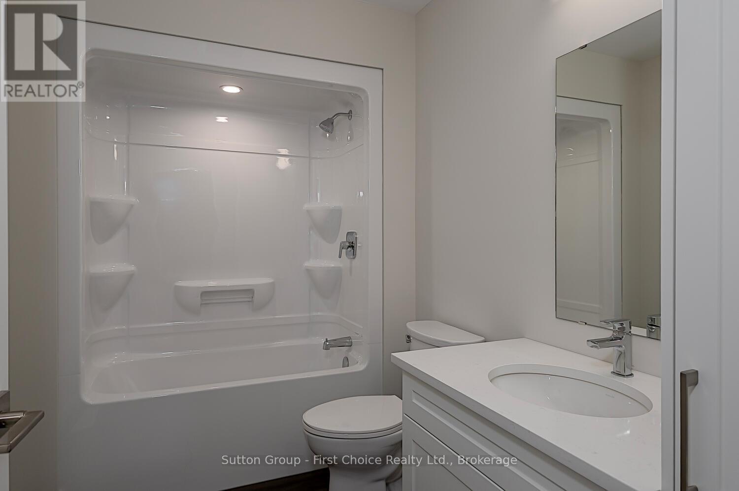 Unit 30 - 3202 Vivian Line Property Photo 19