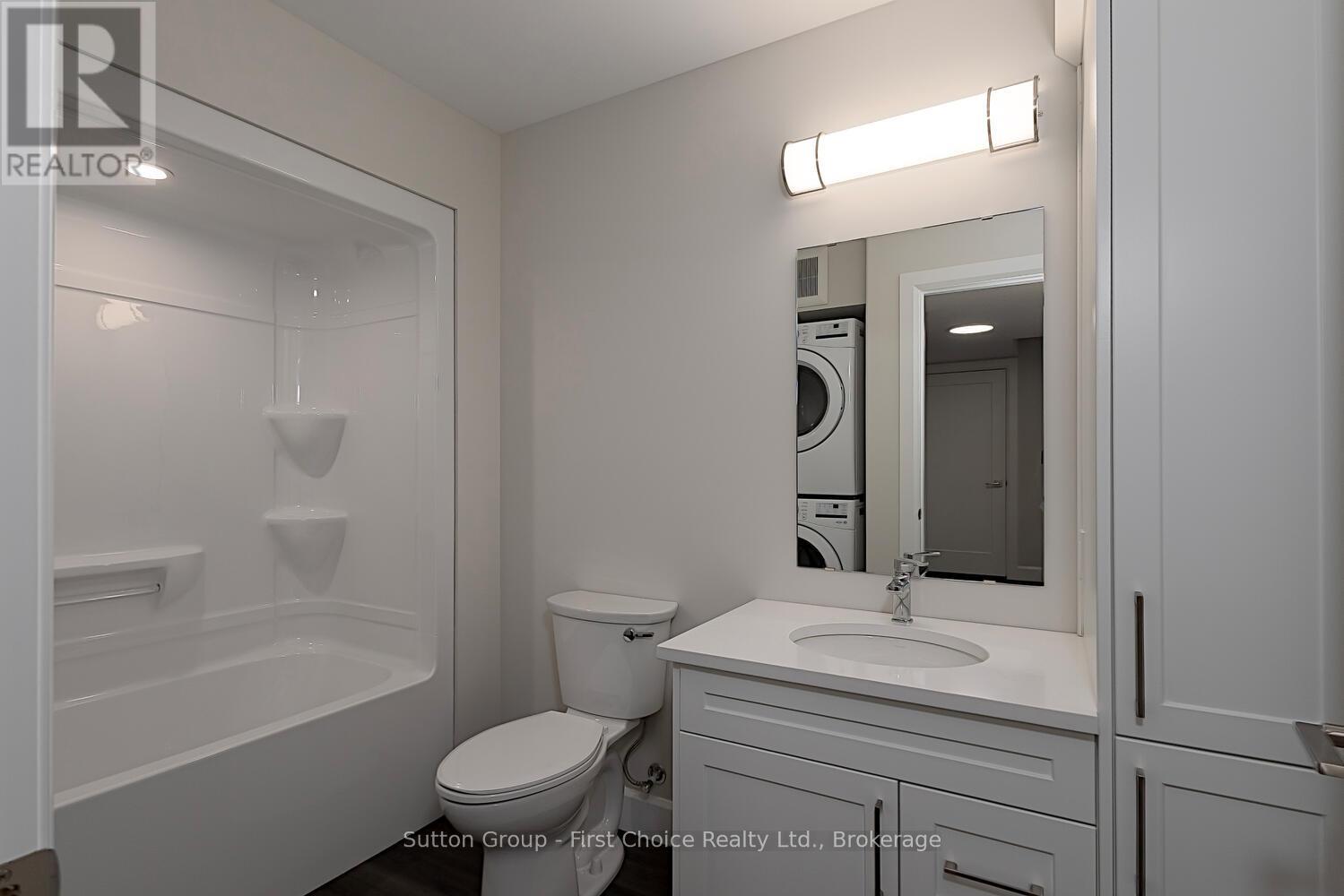 Unit 27 - 3202 Vivian Line Property Photo 12