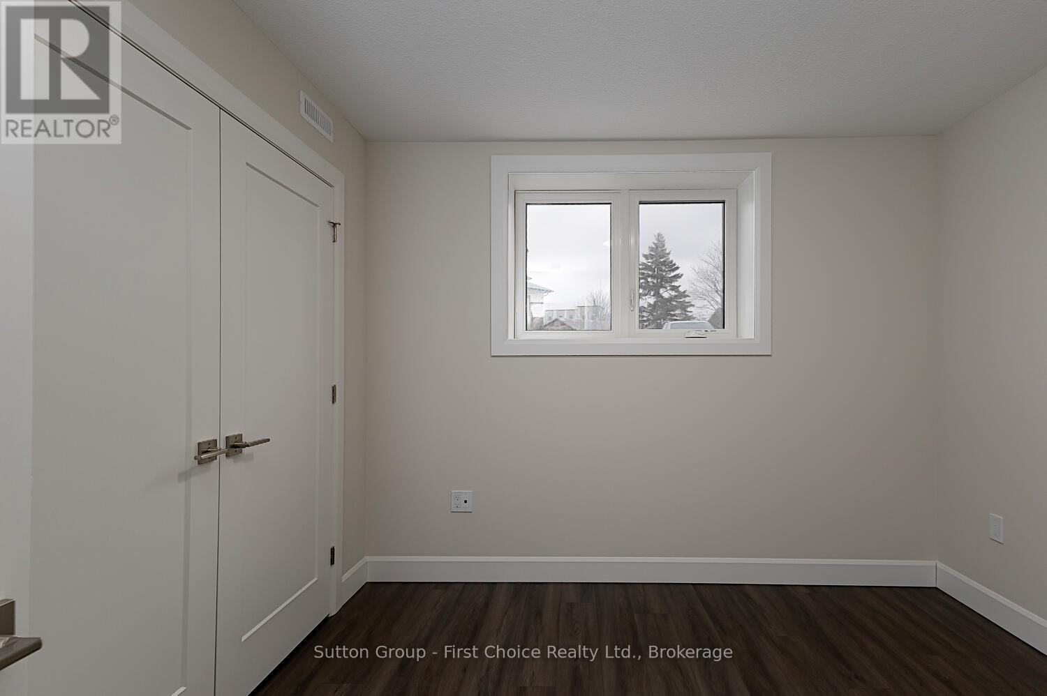 Unit 27 - 3202 Vivian Line Property Photo 13