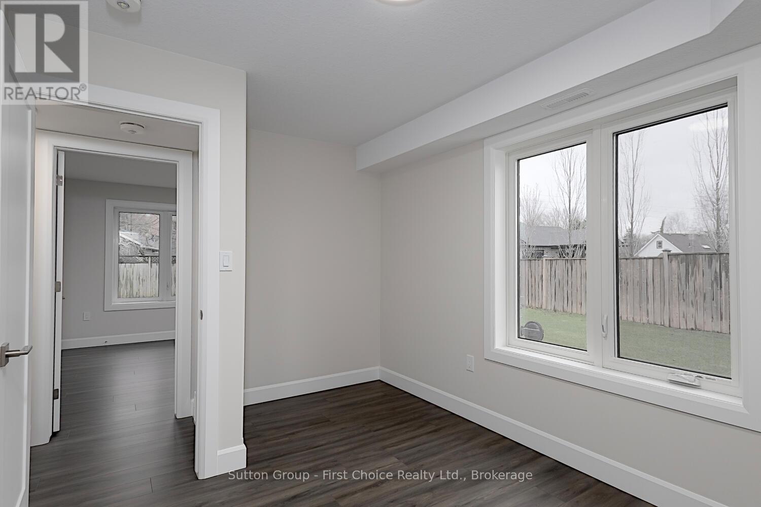 Unit 37 - 3202 Vivian Line Property Photo 11