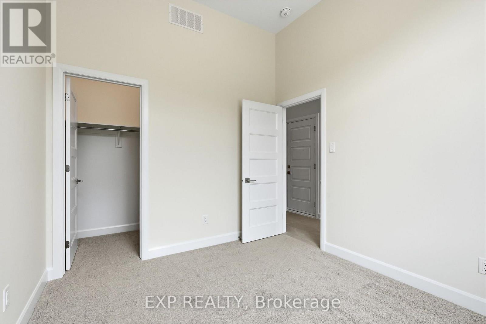 71 Hughes Circle Property Photo 5
