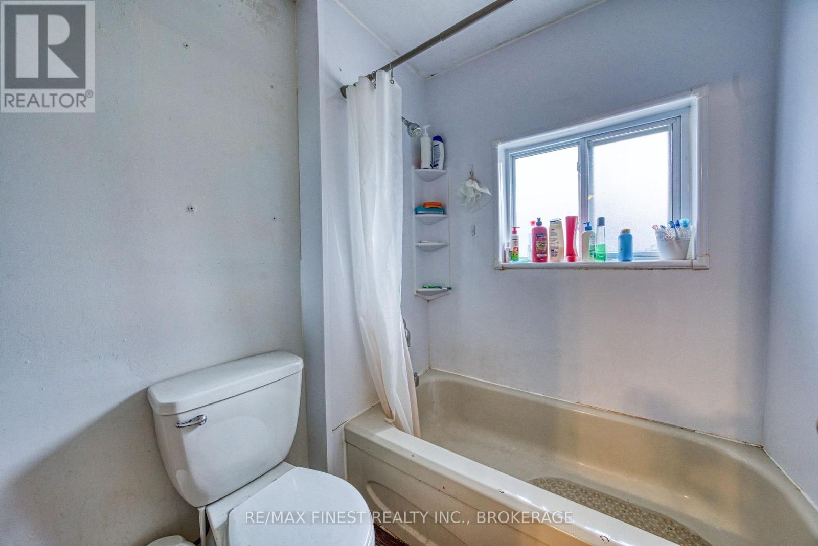 271-273 Rideau Street Property Photo 7