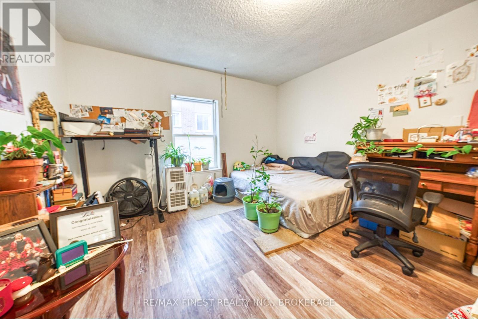 271-273 Rideau Street Property Photo 9