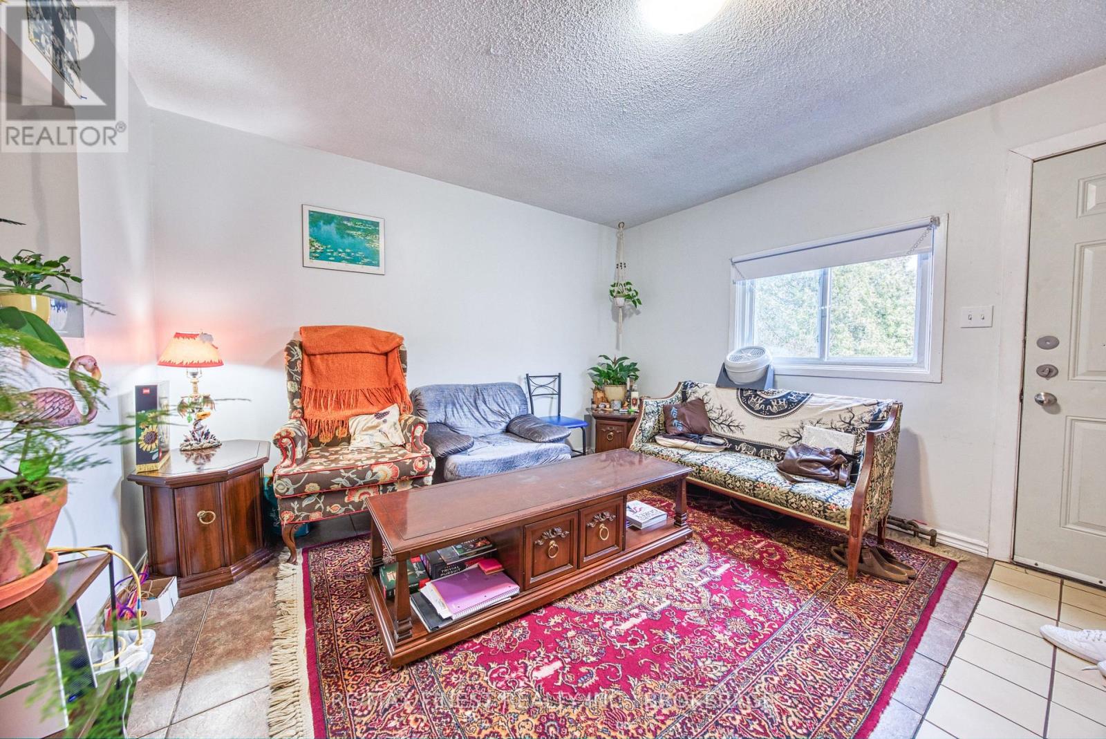 271-273 Rideau Street Property Photo 13