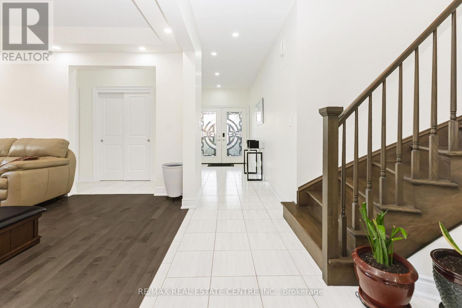 127 Lametti Drive Property Photo 6