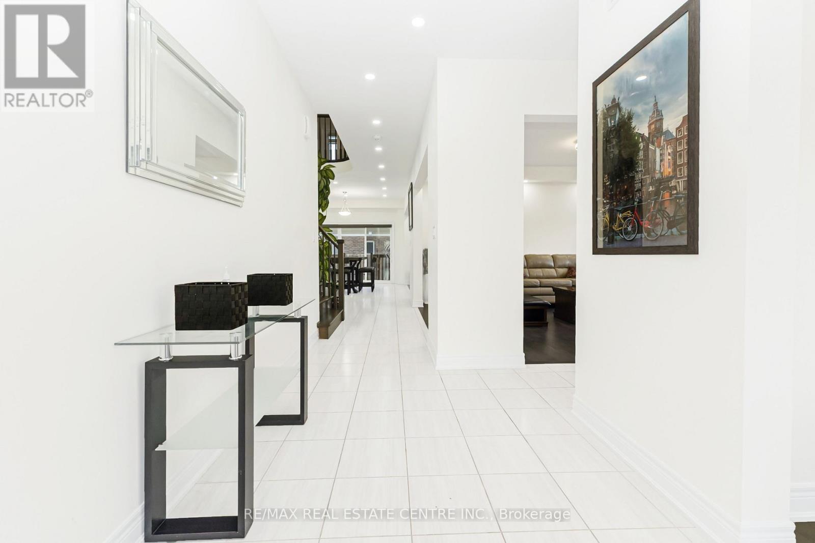127 Lametti Drive Property Photo 7