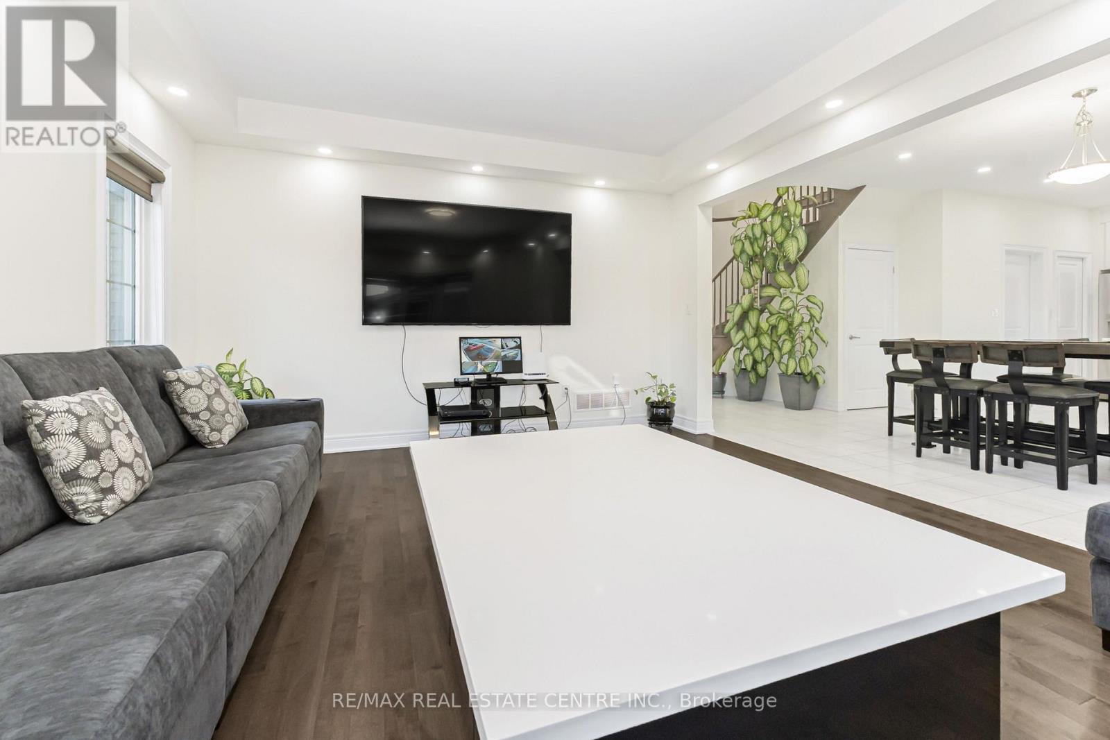 127 Lametti Drive Property Photo 11
