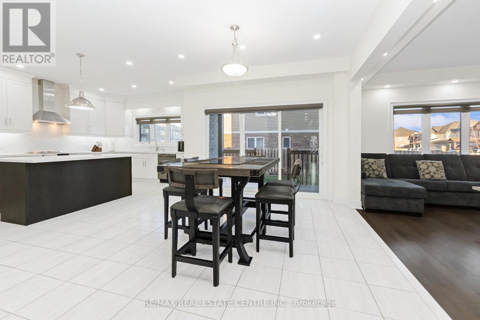 127 Lametti Drive Property Photo 14