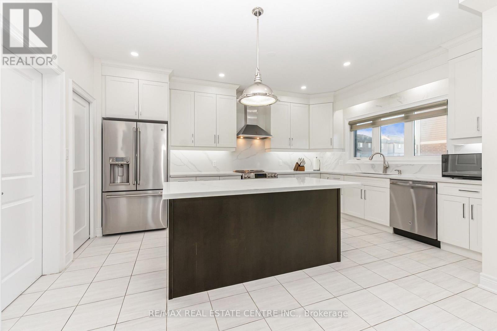 127 Lametti Drive Property Photo 16