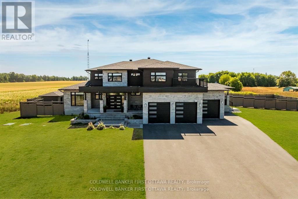 5758 Fernbank Road Property Photo